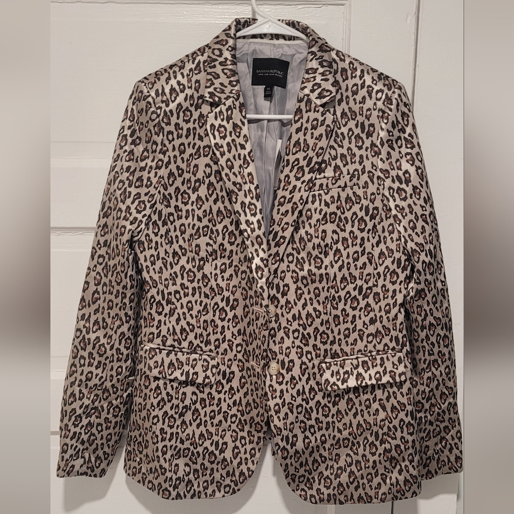 Banana Republic Long and Lean Leopard Blazer